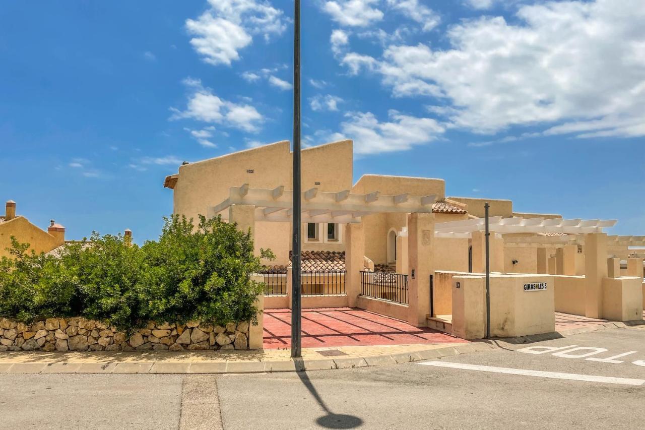 Charming Townhouse With Sea Views & Pool In Altea Villa Calpe Bagian luar foto